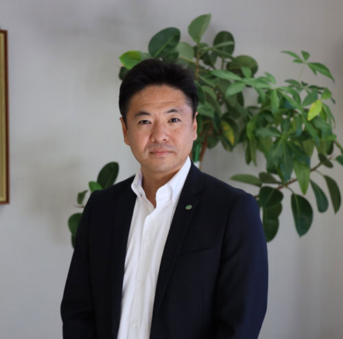上岡 靖彦
